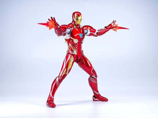 MAFEX 编号178 复仇者联盟3：无限战争 钢铁侠 50号装甲