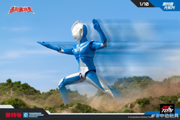 奥特曼光系列 高斯奥特曼·月神形态