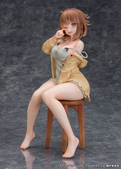 莱莎的炼金工房:常暗女王与秘密藏身处 莱莎琳・斯托特 睡衣版