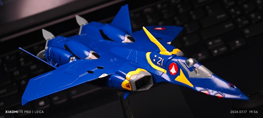 HG 超时空要塞PLUS YF-21