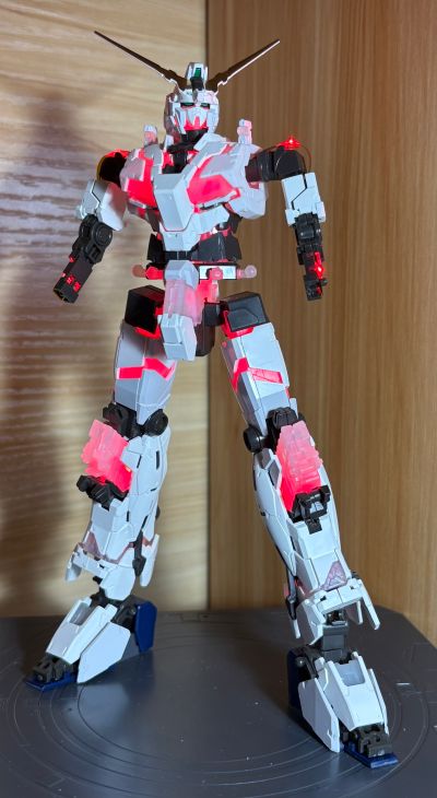 RG  RX-0 独角兽高达（毁灭模式）TWC版（发光固态塑像）