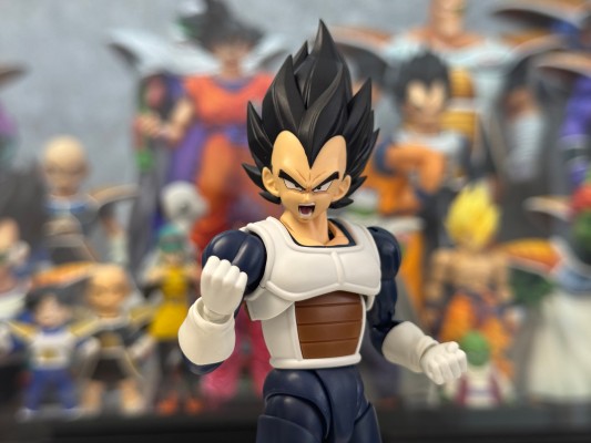 S.H.Figuarts 贝吉塔-老旧战斗服-