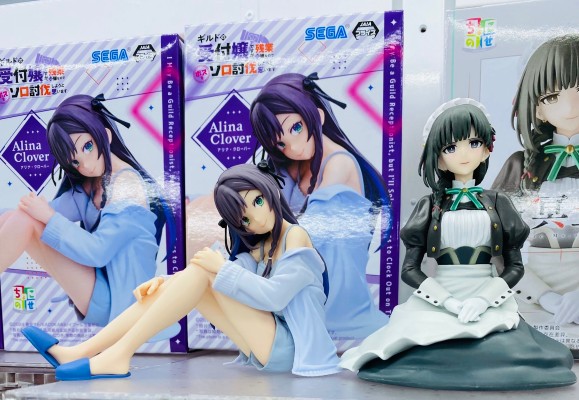 小坐系列 虽然是公会的柜台小姐， 但因为不想加班所以打算独自讨伐迷宫头目 亚莉纳·可洛瓦