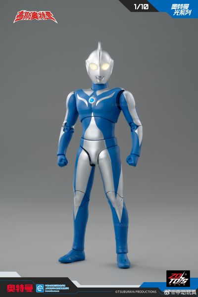 奥特曼光系列 高斯奥特曼·月神形态