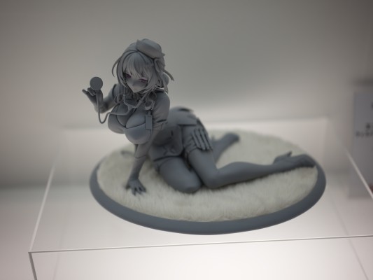 尘白禁区 恩雅 轻语疗法 1/7比例手办