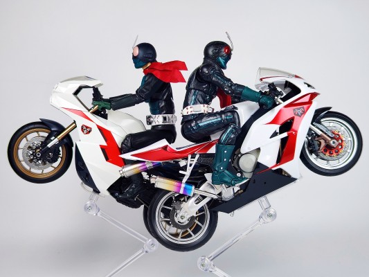 S.H.Figuarts（真骨雕制法）假面骑士一号/本乡猛（假面骑士 下一章）