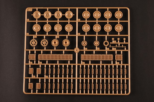 编号:84831 1/48 装甲车辆系列 德国黑豹A型侦查坦克