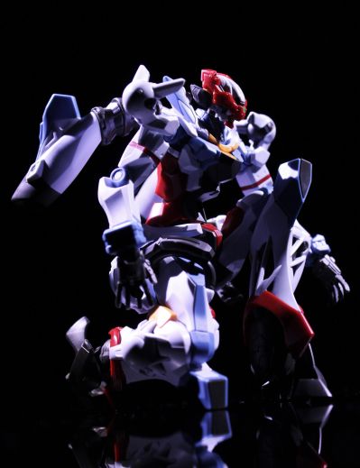 HG 1/144 红色高达