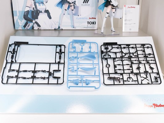 PLAMATEA  蔚蓝档案 飞鸟马时