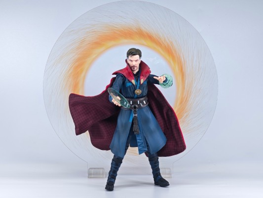 S.H.Figuarts 复仇者联盟3：无限战争 奇异博士 泰坦星之战