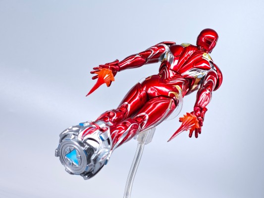 MAFEX 编号178 复仇者联盟3：无限战争 钢铁侠 50号装甲