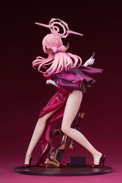 蔚蓝档案 陆八魔爱露 礼服