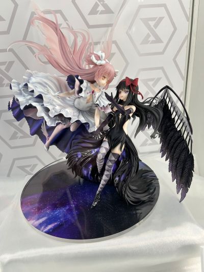 PRISMA WING  魔法少女小圆 剧场版 [新篇] 叛逆的物语 终极小圆 与 恶魔小焰