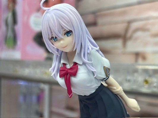 不时用俄语小声说真心话的邻桌艾莉同学动画版 Luminasta “艾莉”ー泳装ー