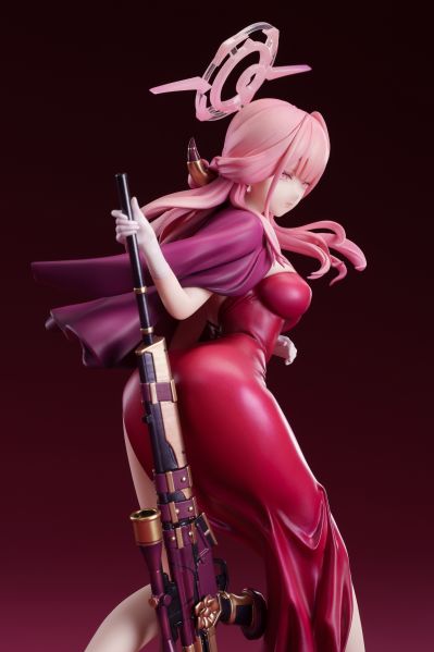 蔚蓝档案 陆八魔爱露 礼服