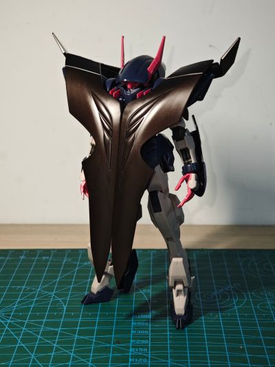 HG 机动战士高达 铁血的奥尔芬斯 月钢 ASW-G-56 吉蒙里高达