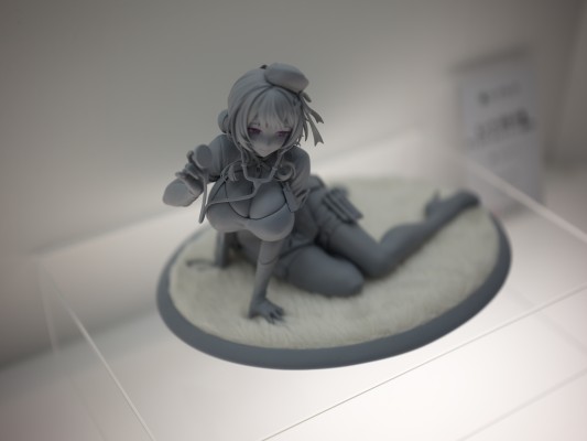 尘白禁区 恩雅 轻语疗法 1/7比例手办