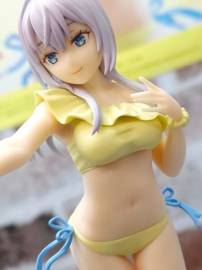 不时用俄语小声说真心话的邻桌艾莉同学动画版 Luminasta “艾莉”夏季校服