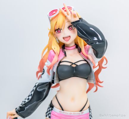 更衣人偶坠入爱河 动画版 喜多川海梦 赛车女郎