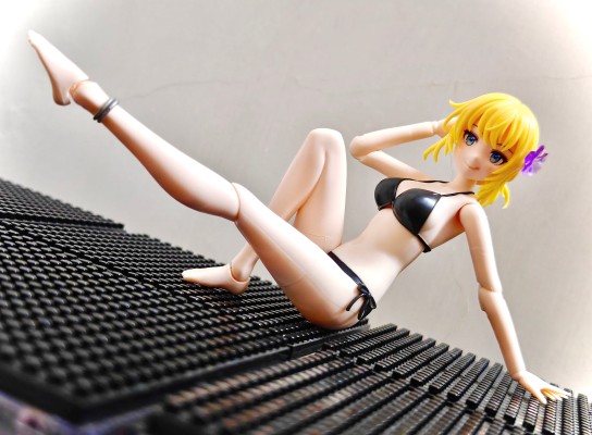 创彩少女庭园 佐伯利兹 泳装 发型变换版