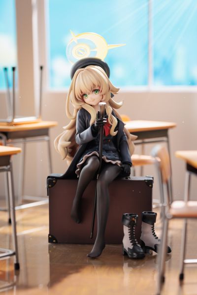 蔚蓝档案 笑面教授