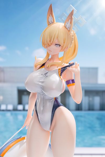 蔚蓝档案 尾刃康娜