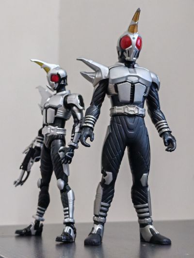 S.H.Figuarts 假面骑士银斗