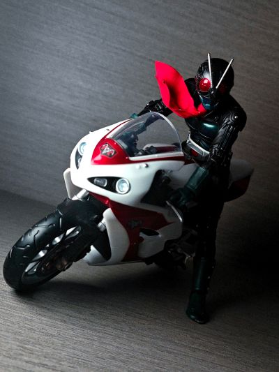 S.H.Figuarts 旋风1号（假面骑士 下一章）