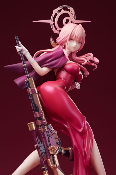 蔚蓝档案 陆八魔爱露 礼服