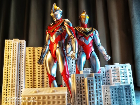 ULTRA-ACT 盖亚奥特曼+XIG希格队战斗机套装