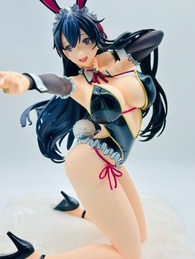 早良绫香 裸腿兔女郎