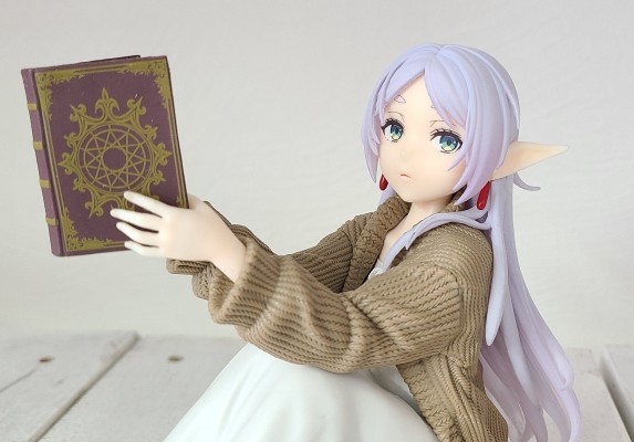 Desktop Cute 葬送的芙莉莲 芙莉莲~居家服~