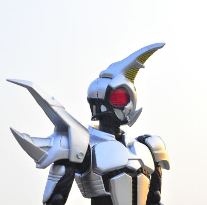 S.H.Figuarts 假面骑士银斗