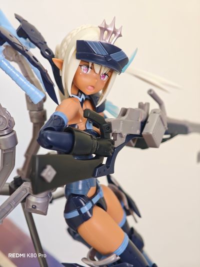 女神装置 武装神姬 猎兵型 雪绒花 重新涂装版