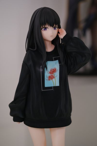 莉可丽丝 井上泷奈 Oversize运动衫