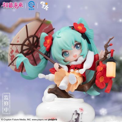 初音未来 Q版手办 雪映红梅