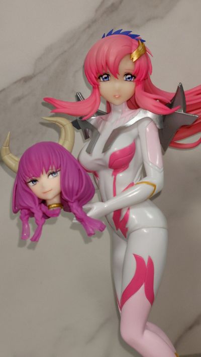 机动战士高达SEED FREEDOM 独特魅力-拉克丝·克莱茵-驾驶服造型