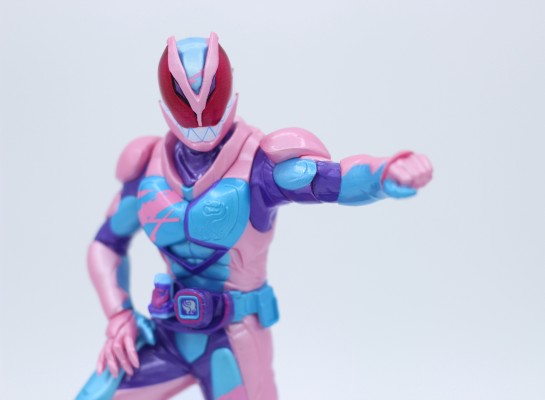 一番赏 假面骑士利维斯 与 传奇假面骑士 最终大奖 假面骑士利维 暴龙基因 最终版