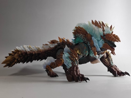S.H.MonsterArts 雷狼龙 -怪物猎人20周年纪念版-