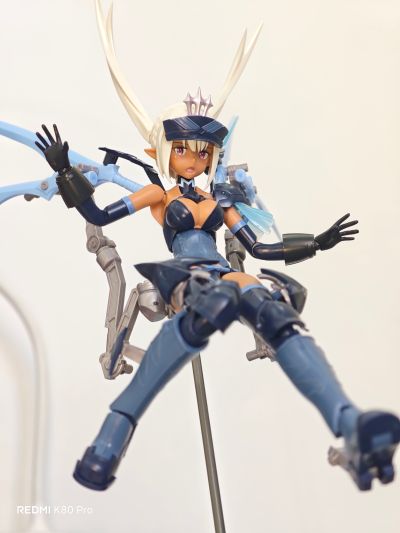 女神装置 武装神姬 猎兵型 雪绒花 重新涂装版