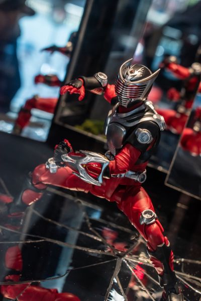 S.H.Figuarts（真骨雕制法） 假面骑士龙骑