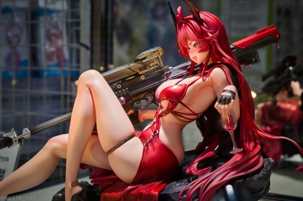 胜利女神：新的希望 小红帽 荒诞红