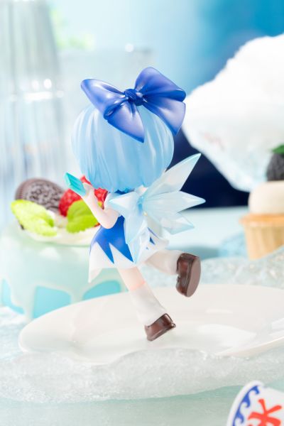 东方Project 琪露诺 笨蛋的绝对零度甜食