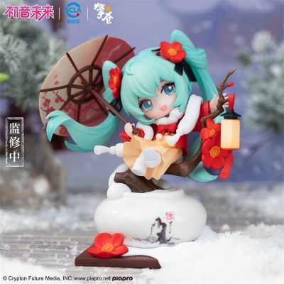 初音未来 Q版手办 雪映红梅