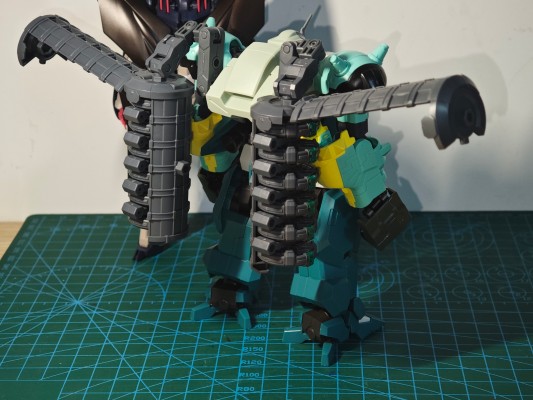 HG  奇异贤伴 黑色天使 白菊武装鬼怪（黛西欧伽ALTER）