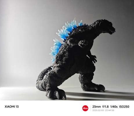 S.H.MonsterArts 哥斯拉：大怪兽总攻击 哥斯拉 （2001）放射热线版