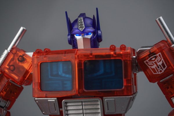 AMK Pro系列 变形金刚：G1 擎天柱 彩透版