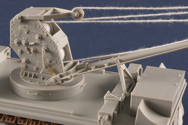 编号：09576 1/35 装甲车辆系列 Sd.Kfz.9/1 18吨半履带搭载6吨级起重机