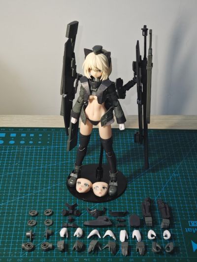 机甲少女 猩红魔鹫 旗袍