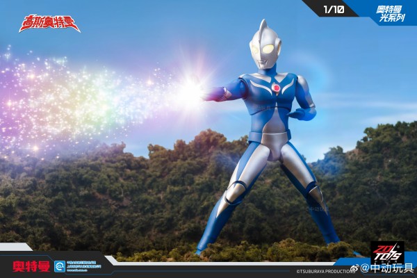 奥特曼光系列 高斯奥特曼·月神形态